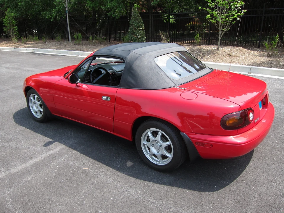 1995 Mazda NA MX-5 Miata - Image 22 of 31