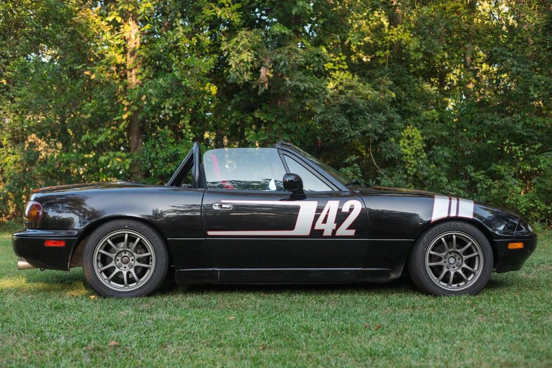 1995 Mazda NA MX-5 Miata - Image 3 of 31