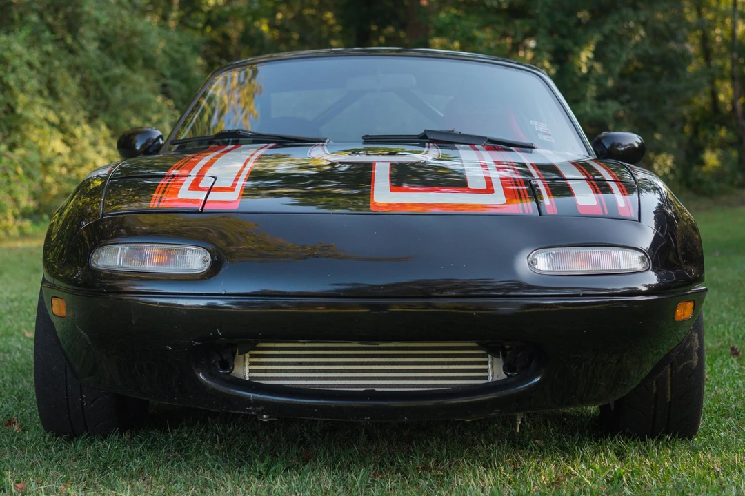 1995 Mazda NA MX-5 Miata - Image 2 of 31