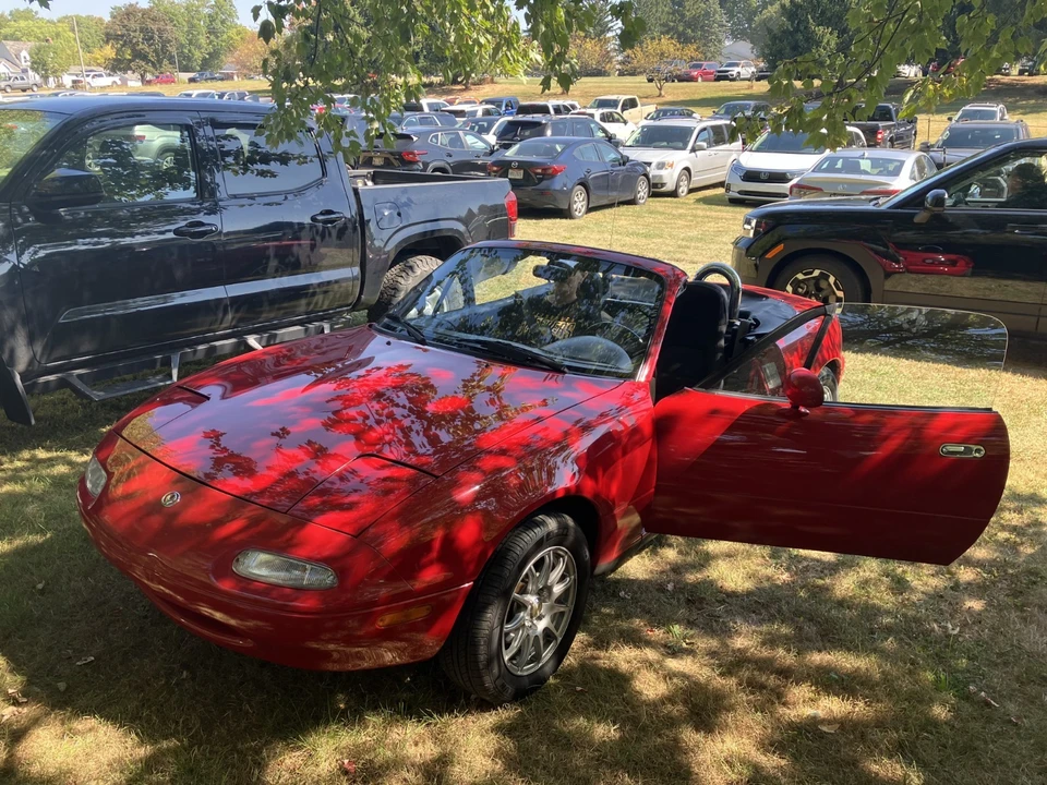 1995 Mazda NA MX-5 Miata - Image 2 of 2