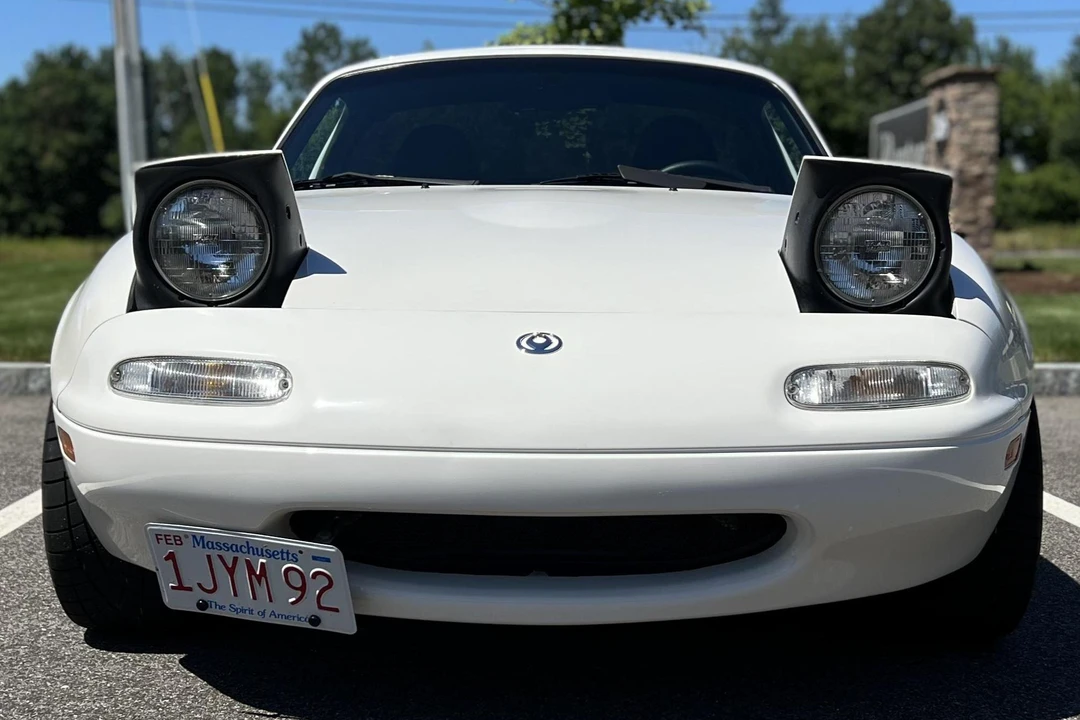 1995 Mazda NA MX-5 Miata - Image 2 of 31