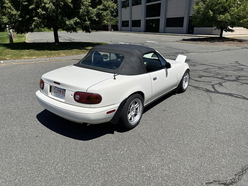 1995 Mazda NA MX-5 Miata - Image 21 of 31
