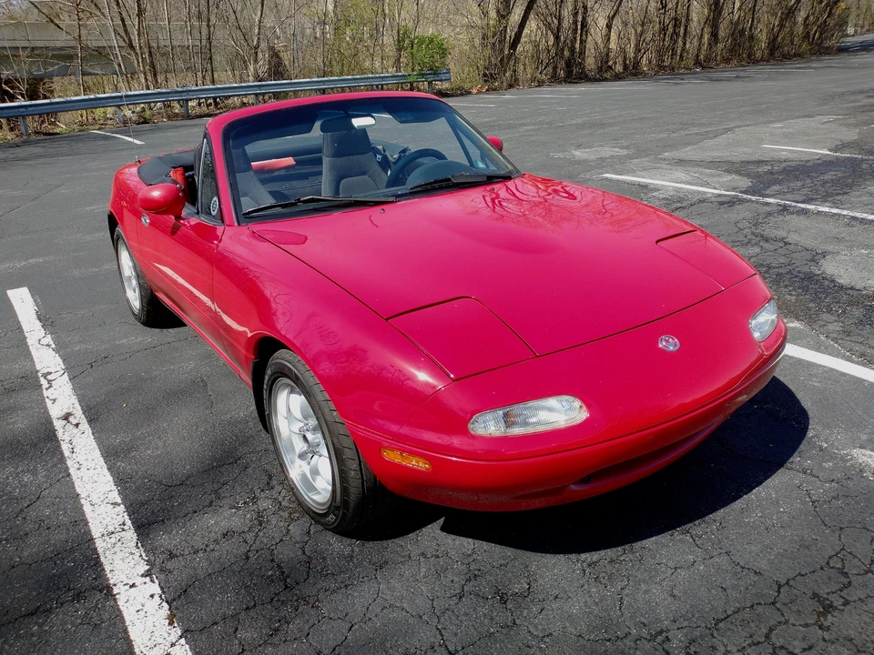 1995 Mazda NA MX-5 Miata - Image 8 of 31