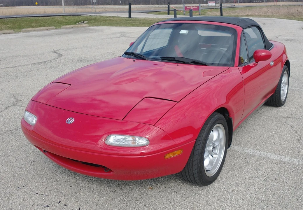 1995 Mazda NA MX-5 Miata - Image 9 of 31