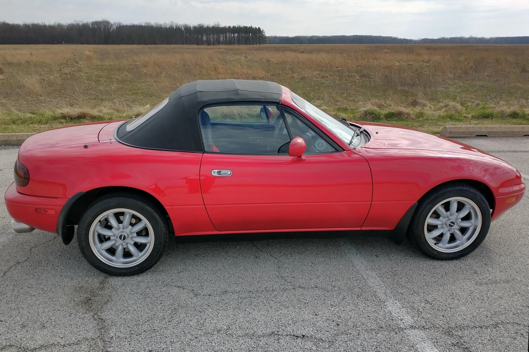1995 Mazda NA MX-5 Miata - Image 3 of 31