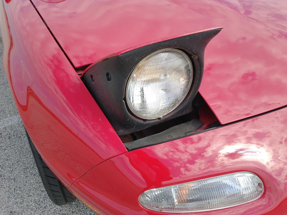 1995 Mazda NA MX-5 Miata - Image 15 of 31