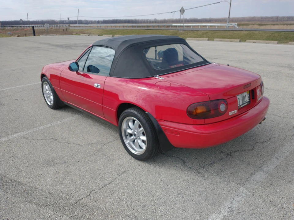 1995 Mazda NA MX-5 Miata - Image 11 of 31