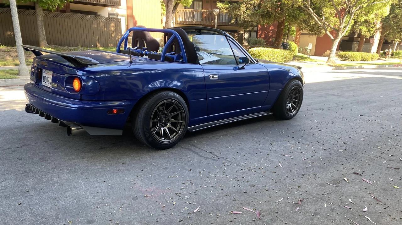 1995 Mazda NA MX-5 Miata - Image 29 of 31