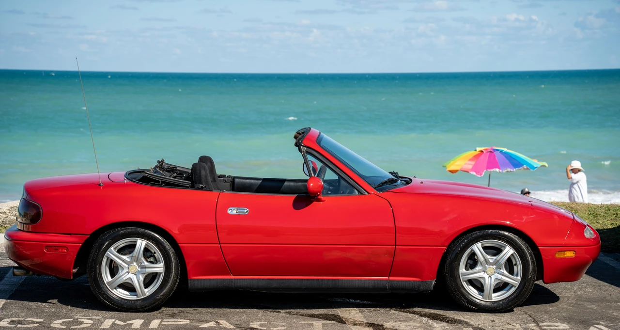 1995 Mazda NA MX-5 Miata - Image 18 of 31