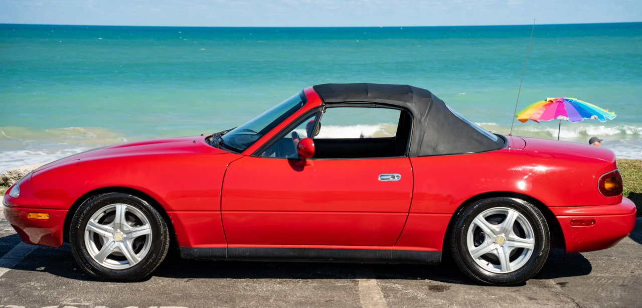 1995 Mazda NA MX-5 Miata - Image 24 of 31