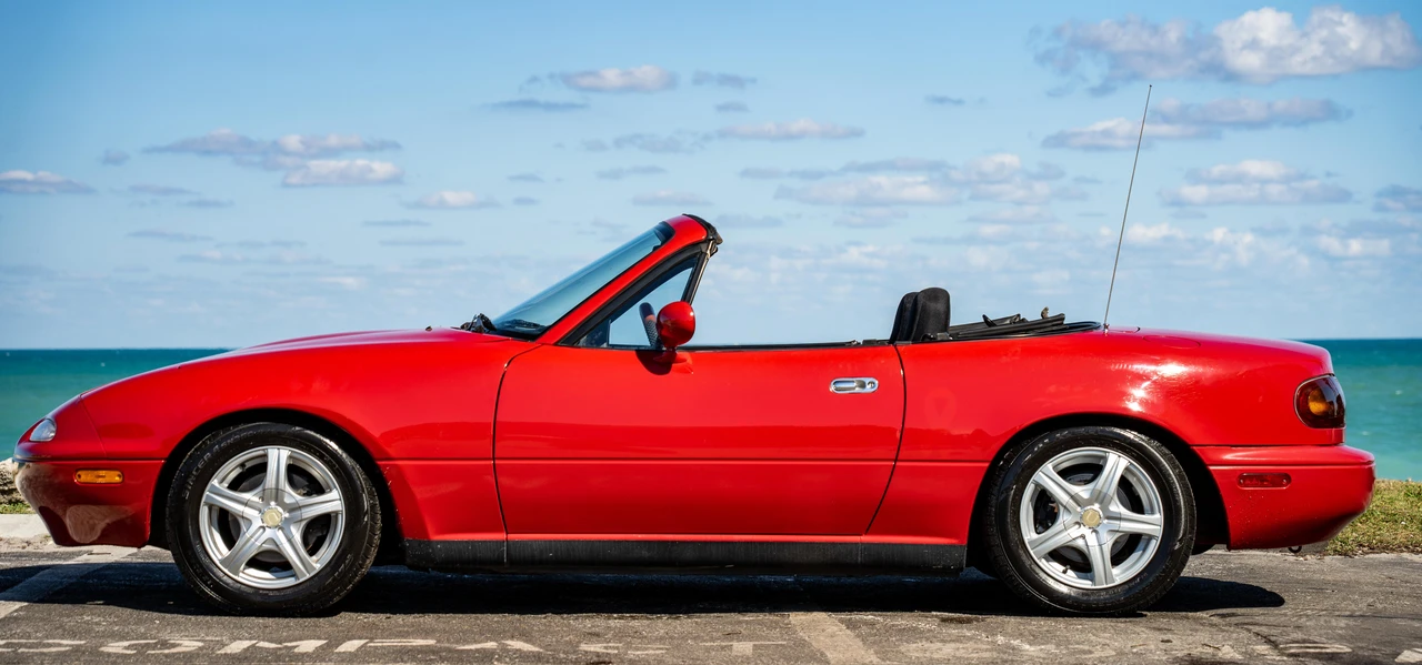 1995 Mazda NA MX-5 Miata - Image 12 of 31