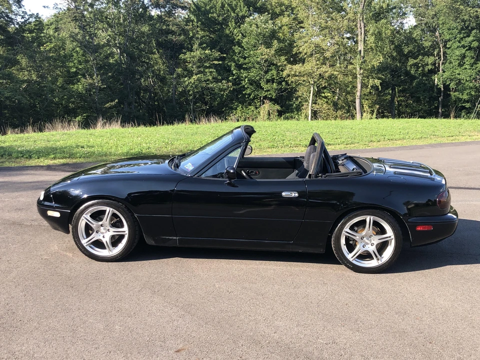 1995 Mazda NA MX-5 Miata - Image 6 of 14