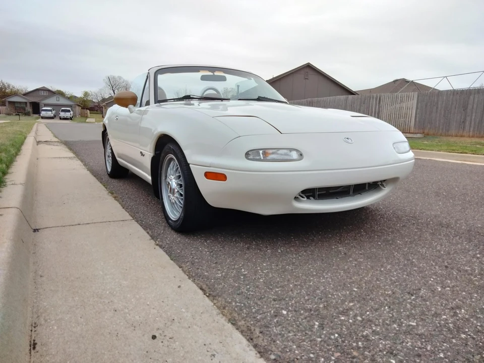 1995 Mazda NA MX-5 Miata - Image 18 of 31