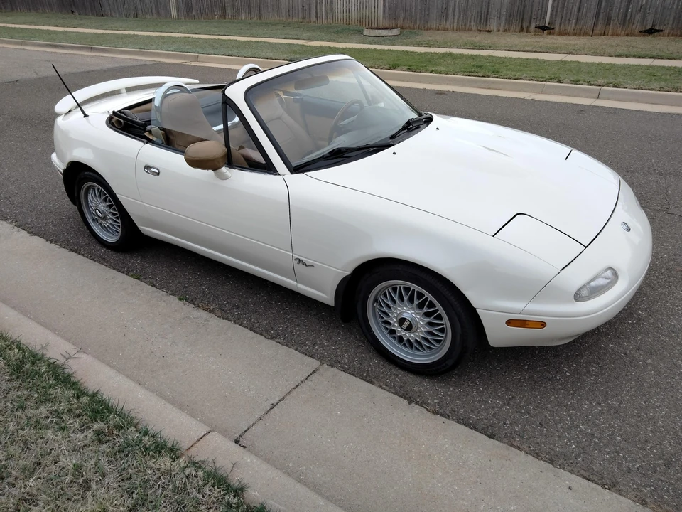 1995 Mazda NA MX-5 Miata - Image 16 of 31