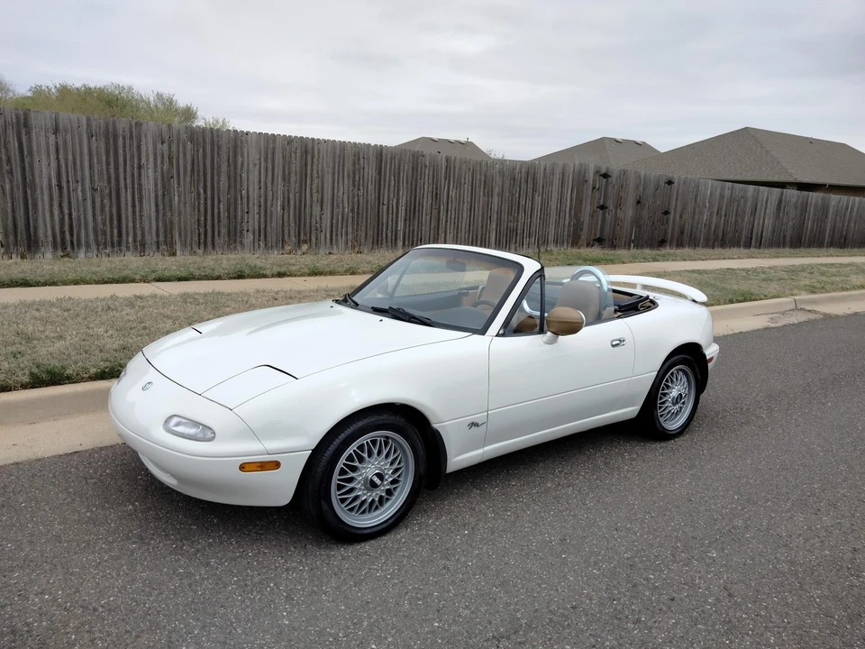 1995 Mazda NA MX-5 Miata - Image 21 of 31
