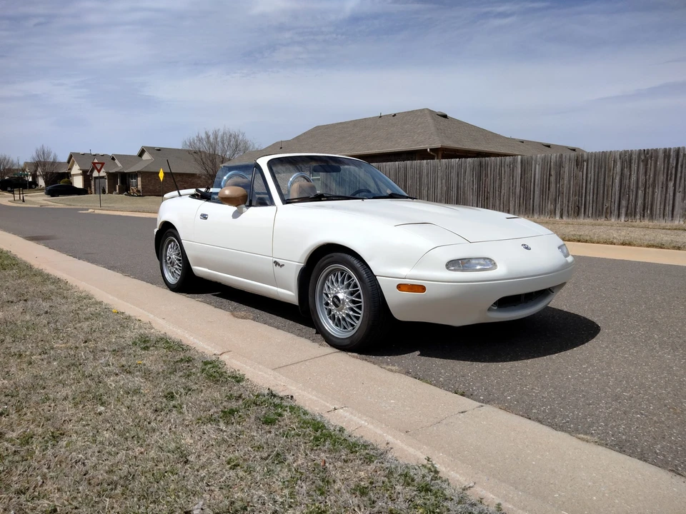1995 Mazda NA MX-5 Miata - Image 4 of 31