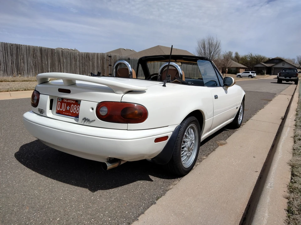 1995 Mazda NA MX-5 Miata - Image 15 of 31