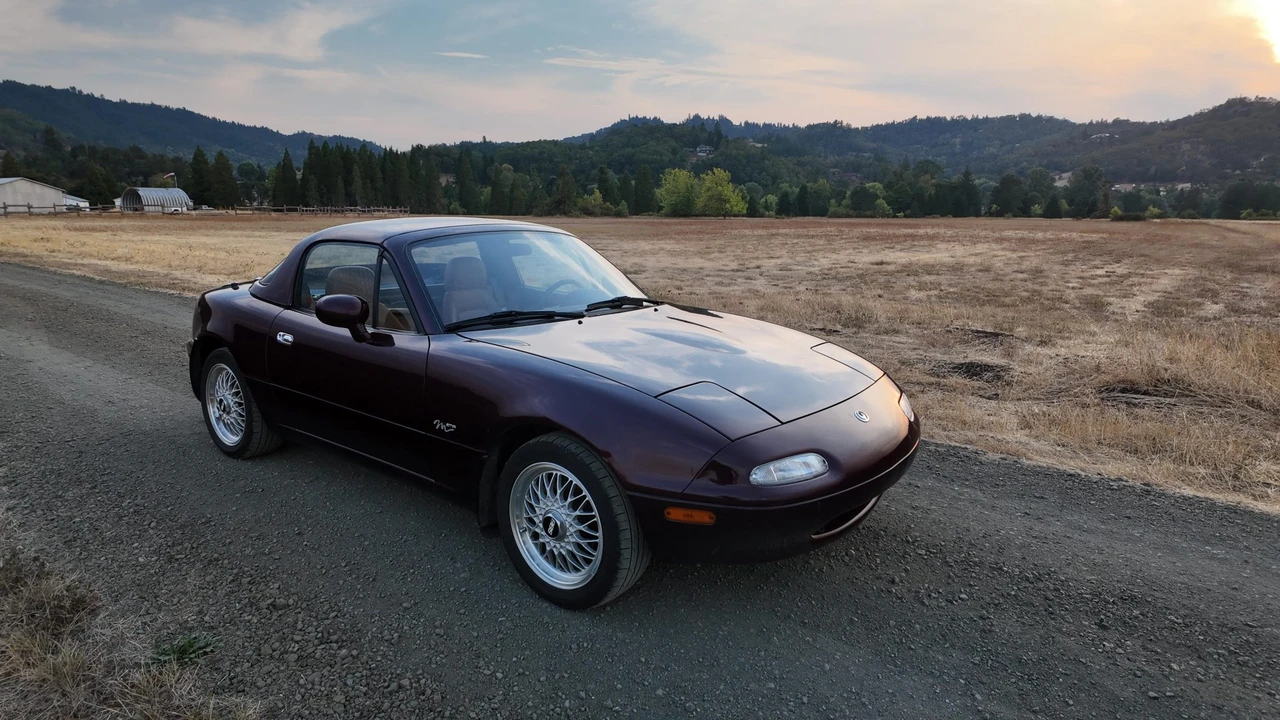 1995 Mazda NA MX-5 Miata - Image 15 of 31