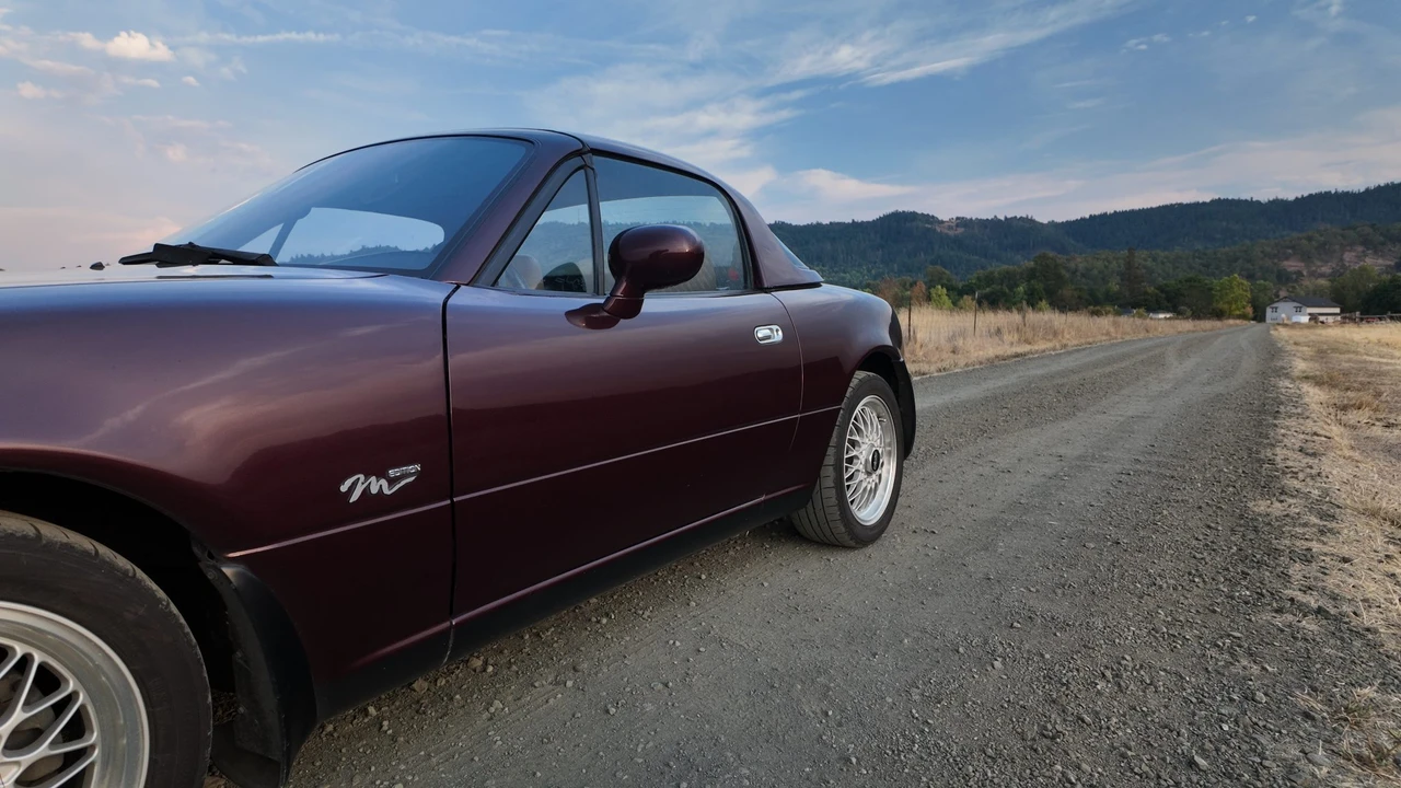 1995 Mazda NA MX-5 Miata - Image 26 of 31