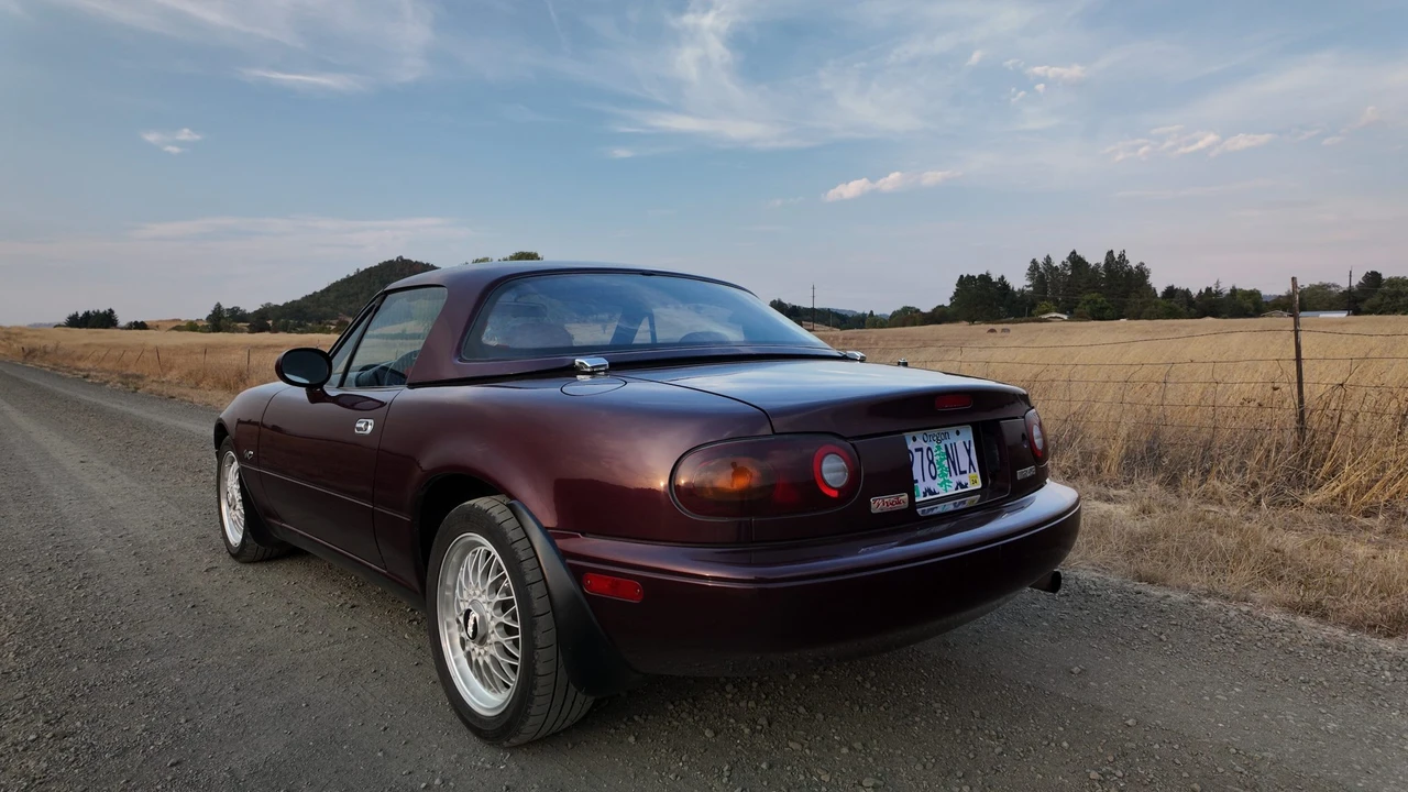 1995 Mazda NA MX-5 Miata - Image 6 of 31
