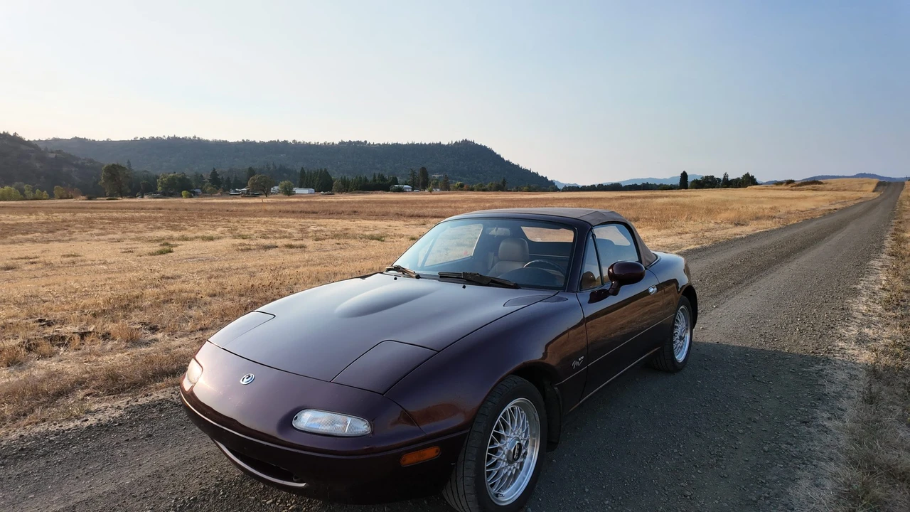 1995 Mazda NA MX-5 Miata - Image 23 of 31