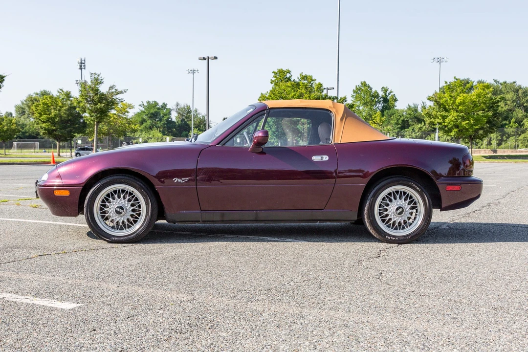1995 Mazda NA MX-5 Miata - Image 12 of 31