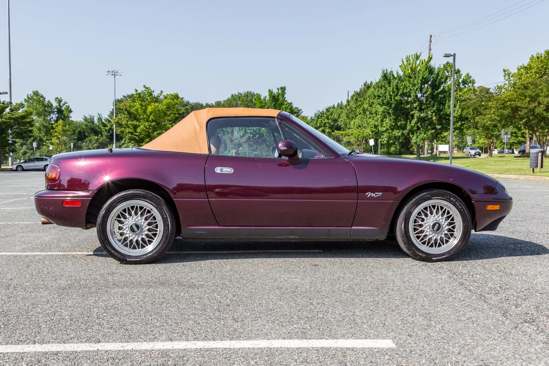 1995 Mazda NA MX-5 Miata - Image 16 of 31