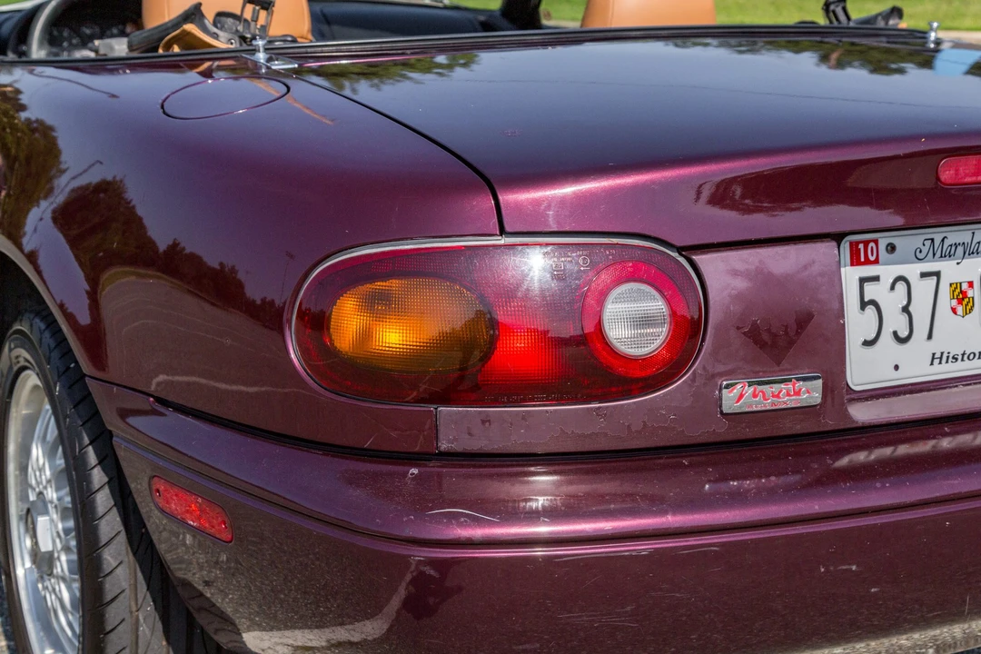 1995 Mazda NA MX-5 Miata - Image 26 of 31
