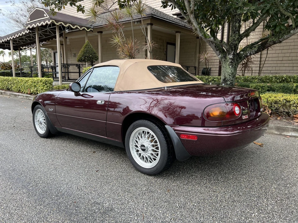 1995 Mazda NA MX-5 Miata - Image 29 of 31