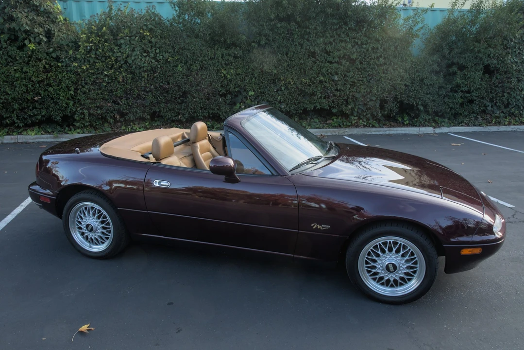 1995 Mazda NA MX-5 Miata - Image 9 of 31
