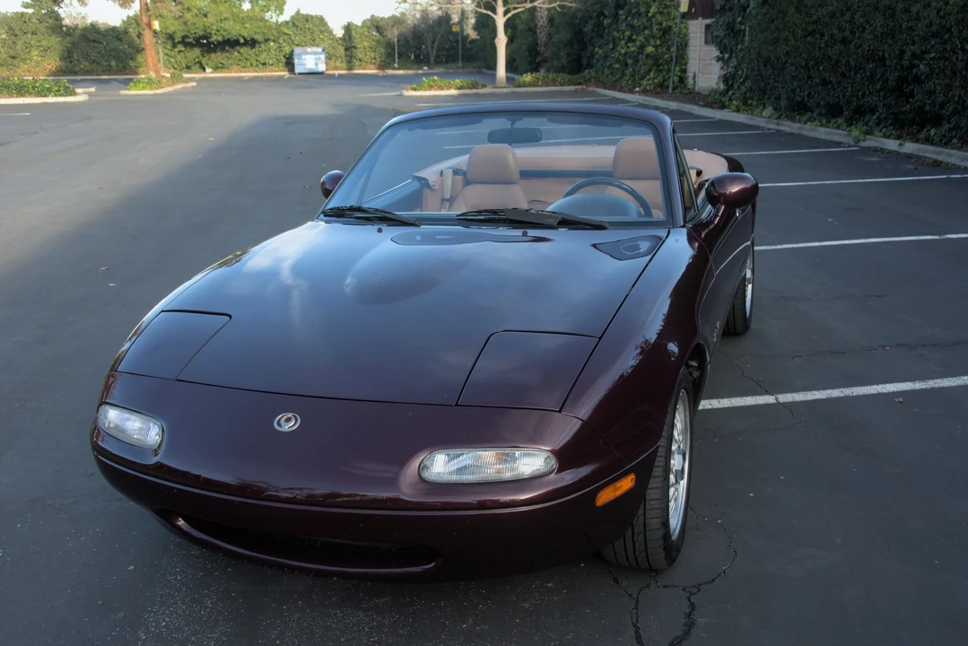 1995 Mazda NA MX-5 Miata - Image 2 of 31