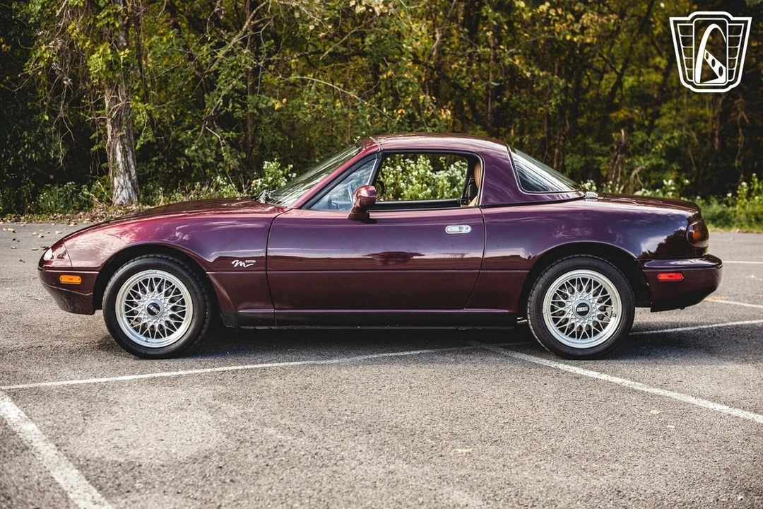 1995 Mazda NA MX-5 Miata - Image 9 of 12