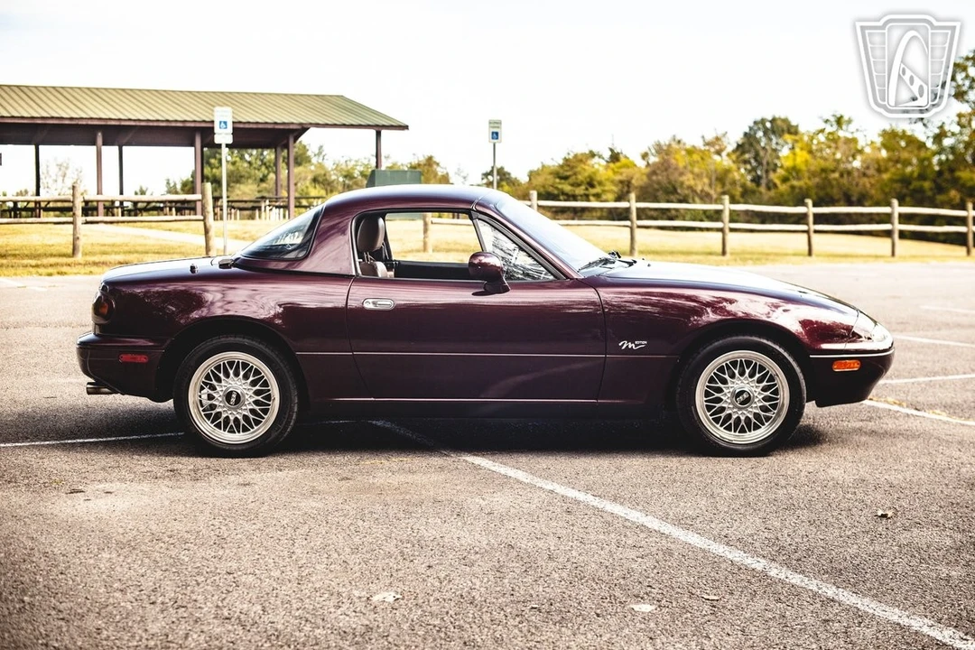 1995 Mazda NA MX-5 Miata - Image 20 of 21