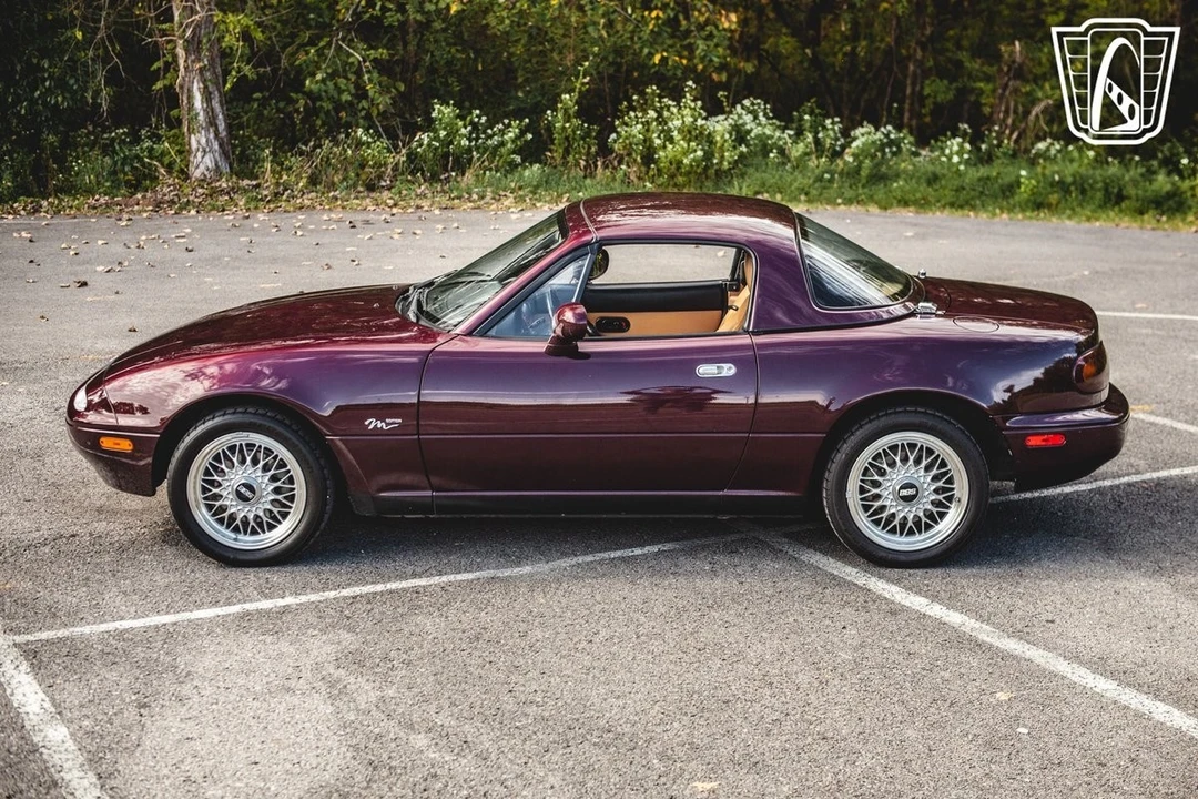 1995 Mazda NA MX-5 Miata - Image 8 of 12