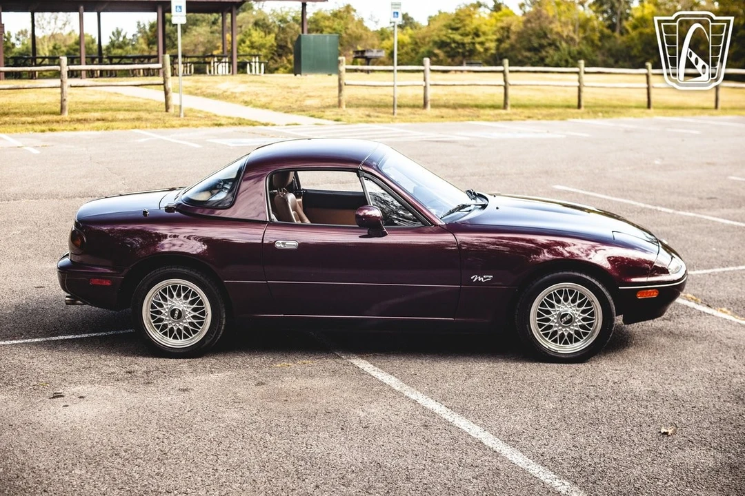 1995 Mazda NA MX-5 Miata - Image 19 of 21