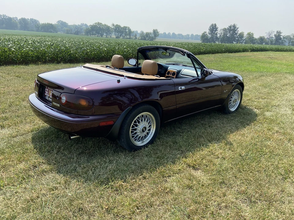 1995 Mazda NA MX-5 Miata - Image 14 of 31