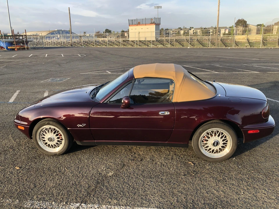 1995 Mazda NA MX-5 Miata - Image 18 of 31
