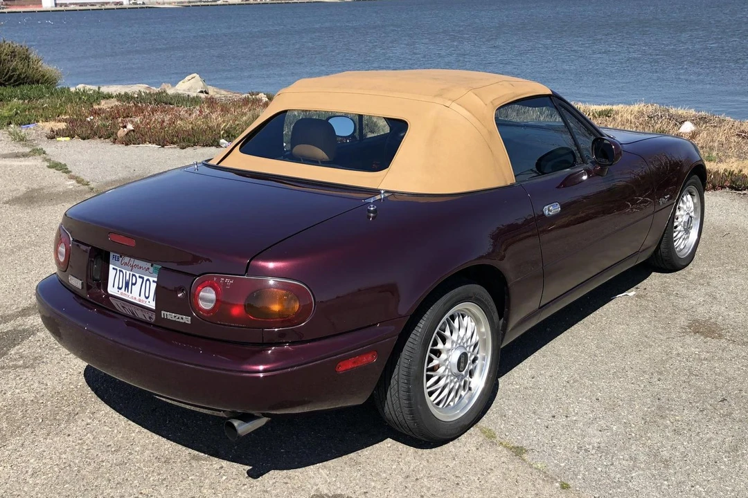 1995 Mazda NA MX-5 Miata - Image 4 of 31