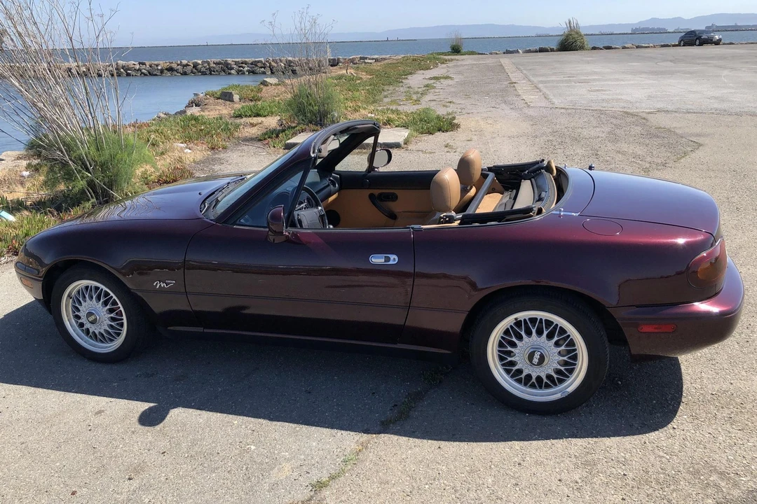 1995 Mazda NA MX-5 Miata - Image 3 of 31