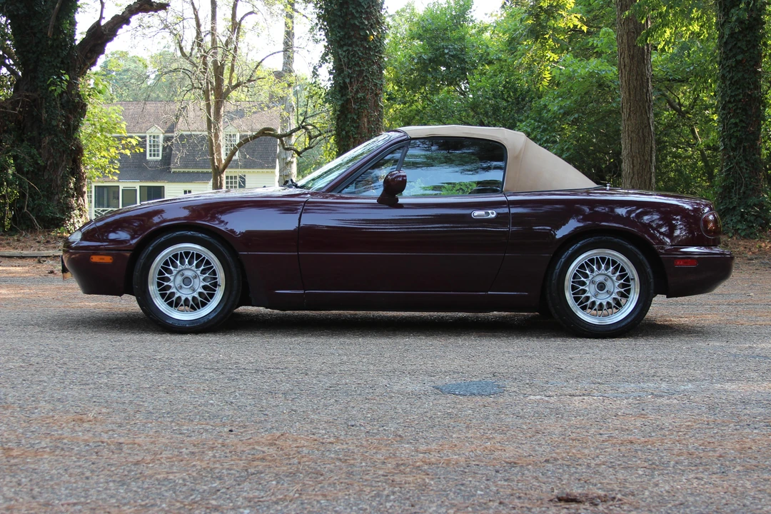 1995 Mazda NA MX-5 Miata - Image 22 of 31