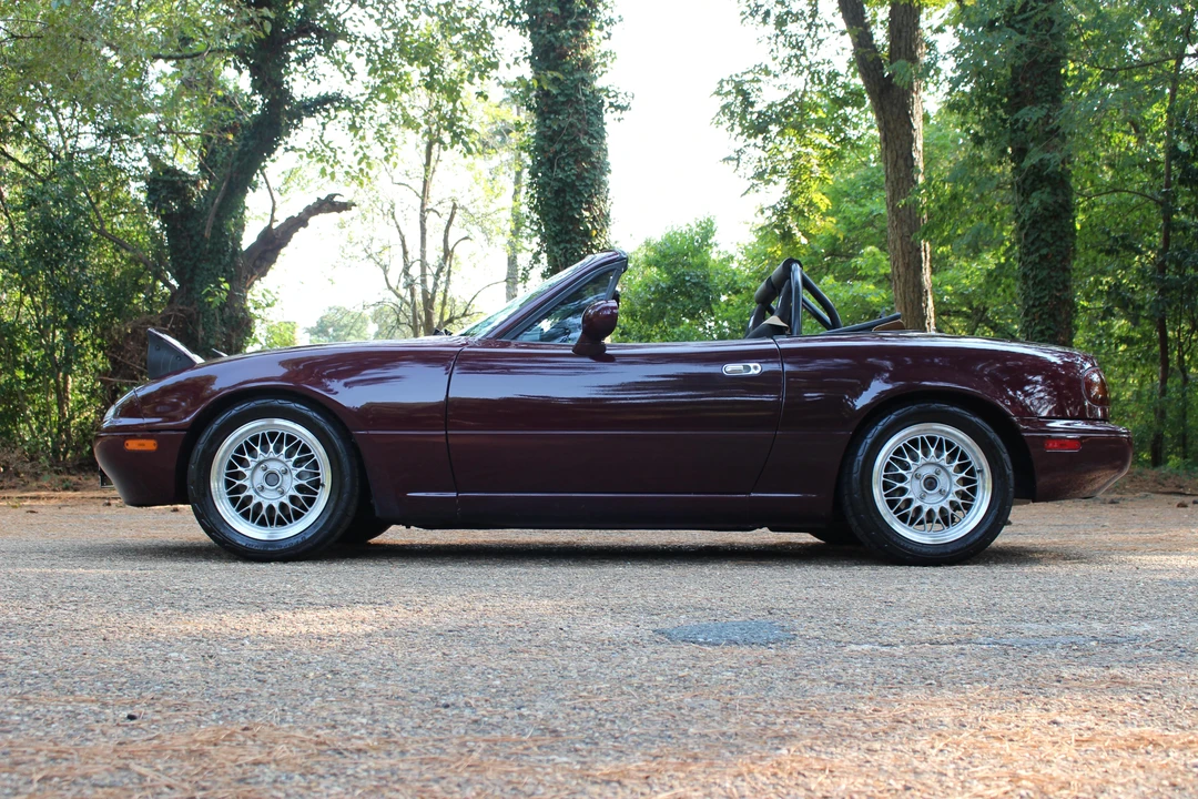 1995 Mazda NA MX-5 Miata - Image 9 of 31