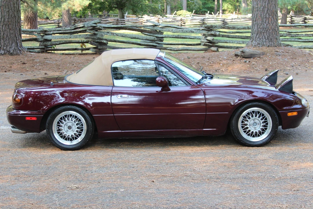 1995 Mazda NA MX-5 Miata - Image 3 of 31