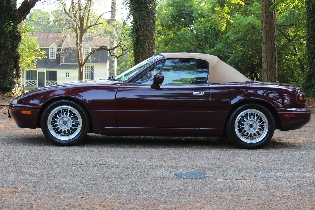 1995 Mazda NA MX-5 Miata - Image 21 of 31