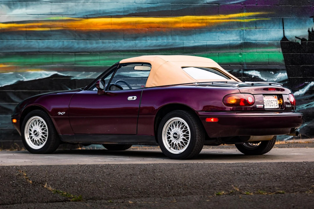 1995 Mazda NA MX-5 Miata - Image 4 of 31
