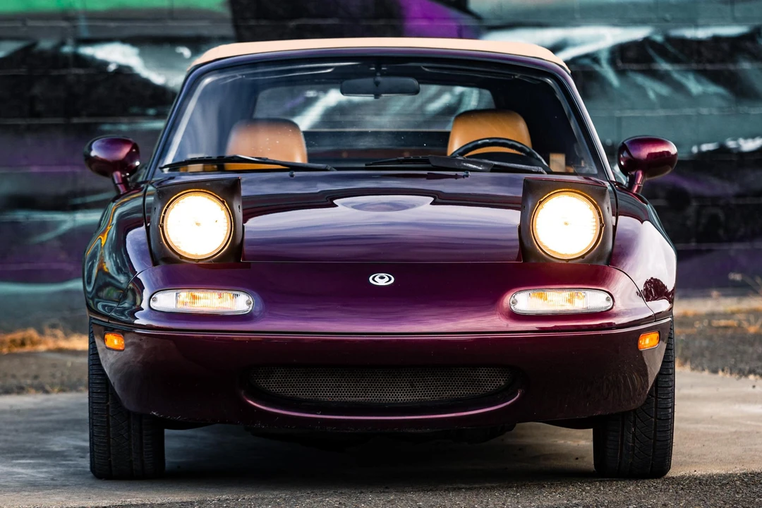 1995 Mazda NA MX-5 Miata - Image 2 of 31