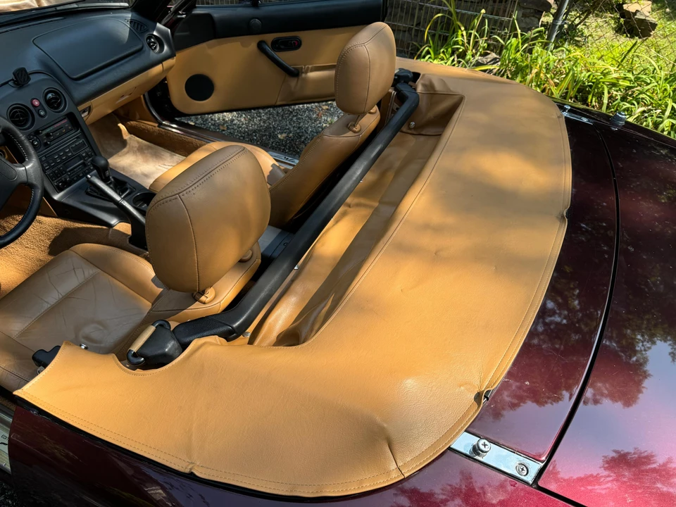 1995 Mazda NA MX-5 Miata - Image 15 of 31