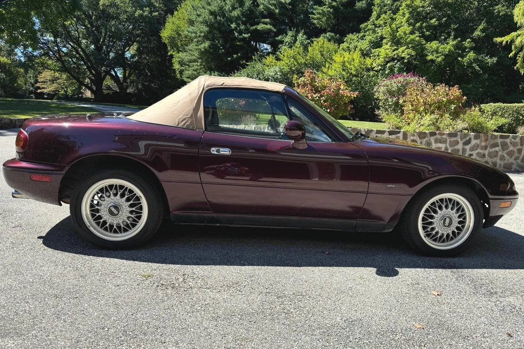 1995 Mazda NA MX-5 Miata - Image 11 of 31