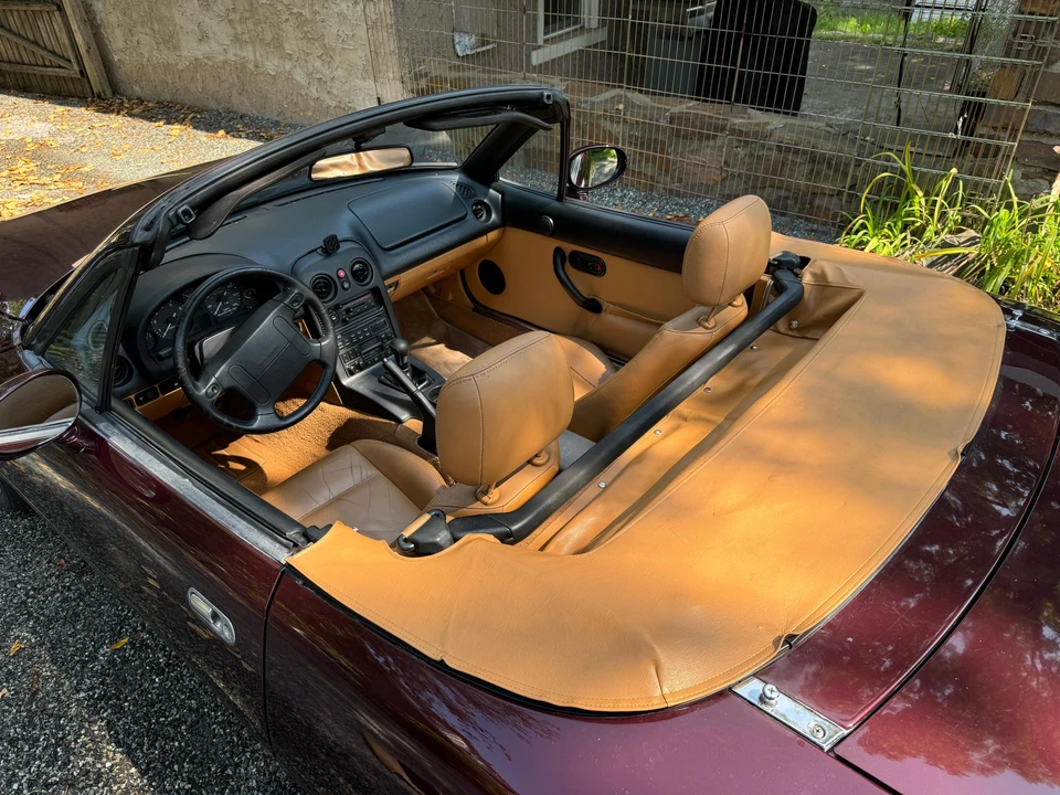 1995 Mazda NA MX-5 Miata - Image 16 of 31