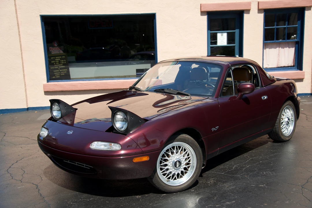 1995 Mazda NA MX-5 Miata - Image 9 of 31