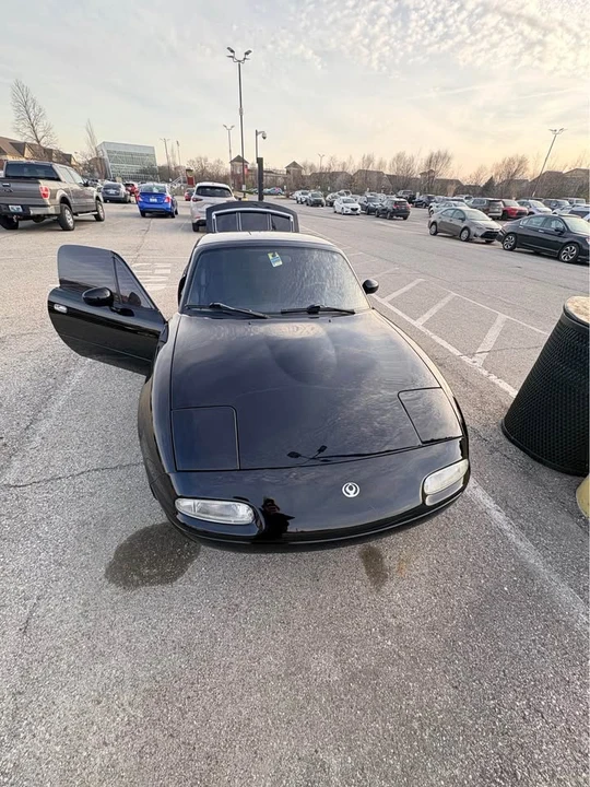 1995 Mazda NA MX-5 Miata - Image 6 of 19